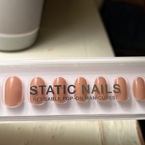 Reusable pop on, glue on, beautiful round tip nails